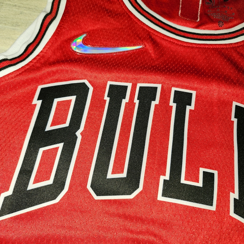 Chicago Bulls Michael Jordan Jersey - Picture 2 of 4